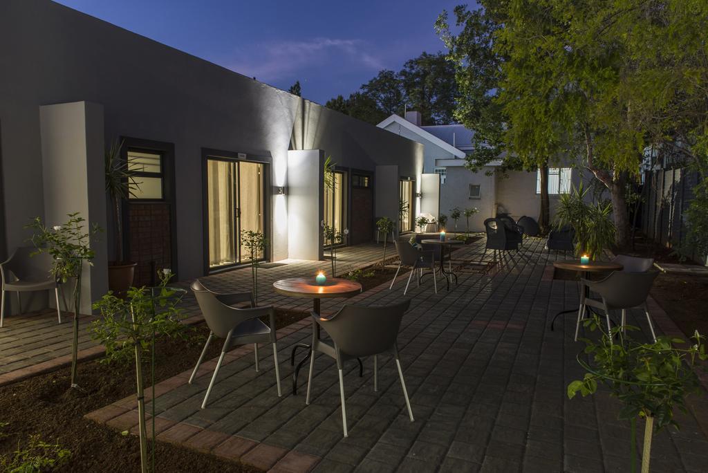 Touching Senses Garden Cottages Bloemfontein Eksteriør billede