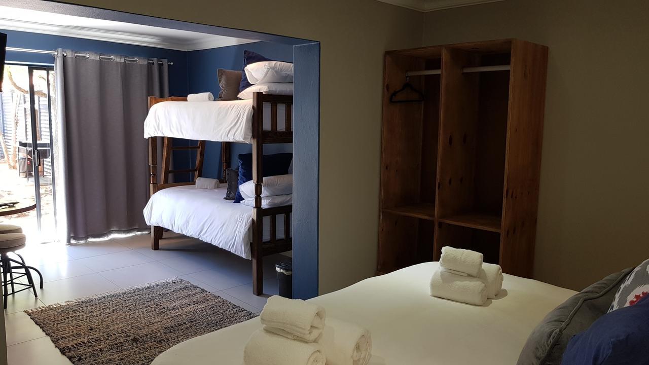 Touching Senses Garden Cottages Bloemfontein Eksteriør billede