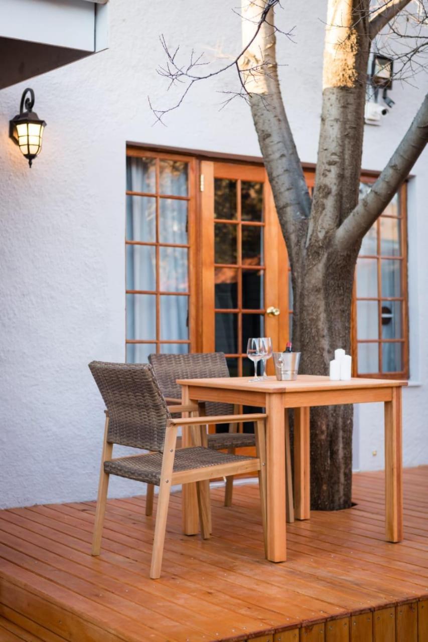 Touching Senses Garden Cottages Bloemfontein Eksteriør billede